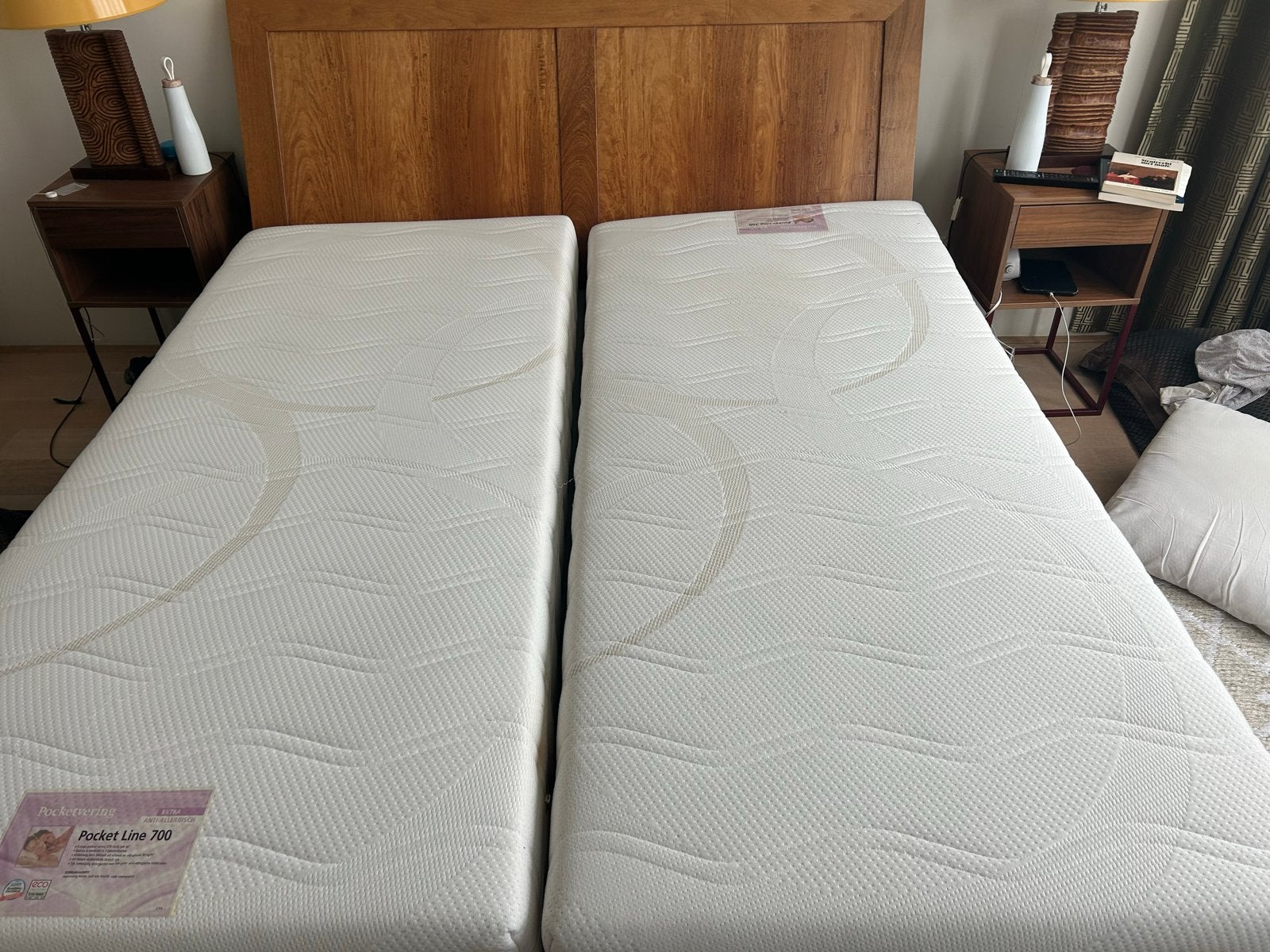 Tweepersoonsbed 1.80x2.00m met matrassen boxspring en topper, Ophalen of Verzenden, Gebruikt, Tweepersoons, 180 cm