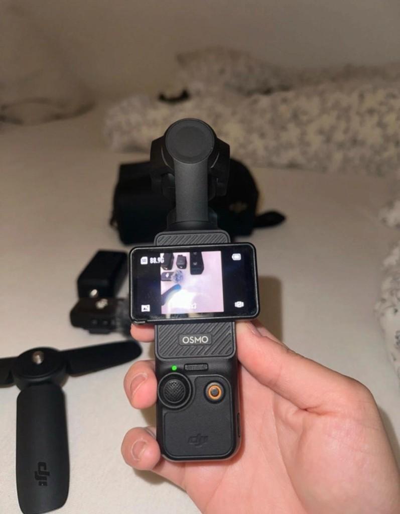 DJI Osmo Pocket 3 Creator Kit in topstaat, Ophalen of Verzenden, Zo goed als nieuw, Overige merken