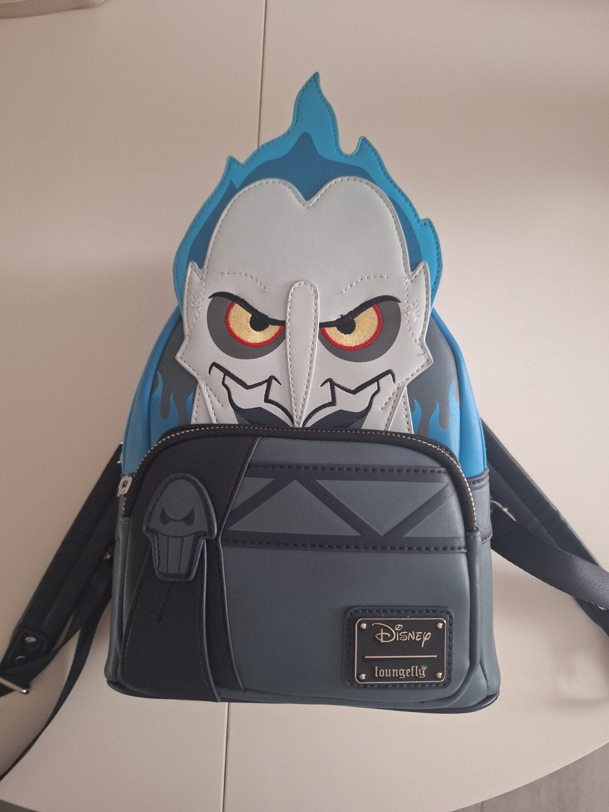 Loungefly Hades mini rugzak, Ophalen of Verzenden, Overige figuren, Gebruikt, Tas, Koffer of Zak