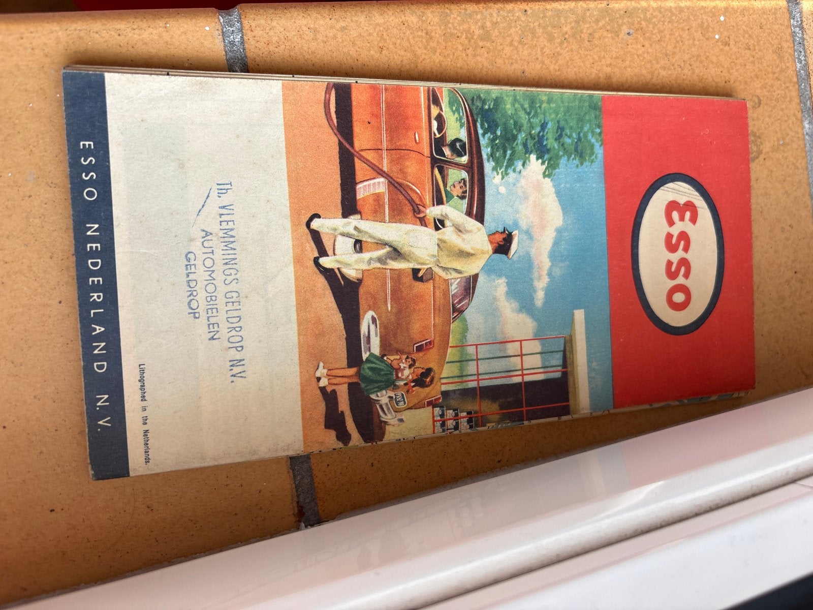 Vintage Esso Nederland N.V. Landkaart - Jaren '50, Boeken, Gelezen, Ophalen of Verzenden, Landkaart, 1800 tot 2000