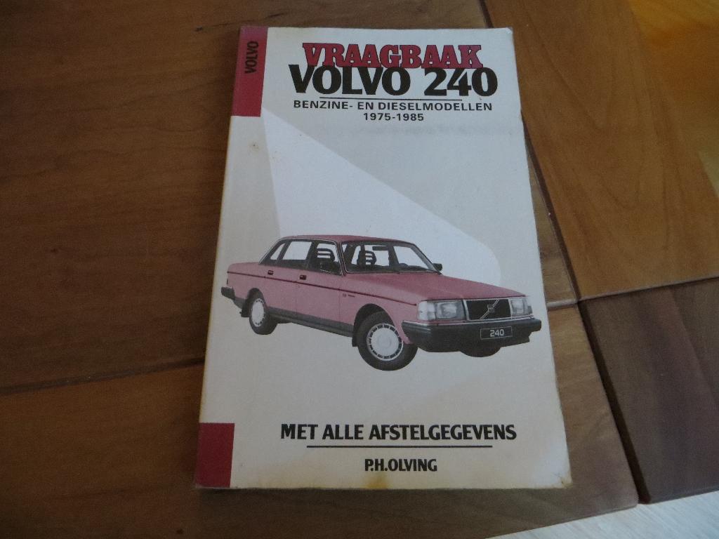 Vraagbaak Volvo 240-serie 242, 244, 245 benzine diesel 75-85, Auto diversen, Handleidingen en Instructieboekjes, Ophalen of Verzenden