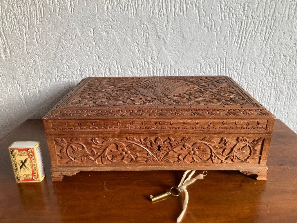 Antiek Aziatisch houtsnijwerk houten sieradenkistje naaidoos, Minder dan 50 cm, Minder dan 50 cm, Ophalen of Verzenden, Zo goed als nieuw