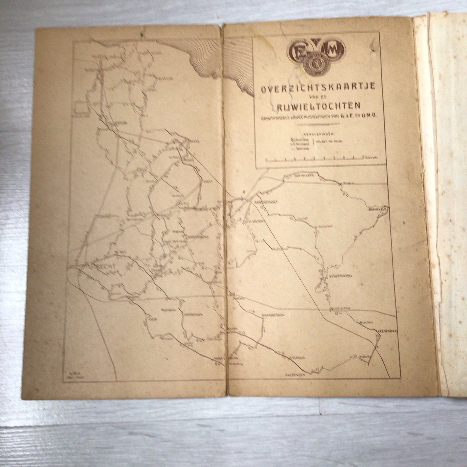 Oude fietskaart Gooi, Eemland, Utrecht en West Veluwe, Boeken, Gelezen, Ophalen of Verzenden, Landkaart, 1800 tot 2000