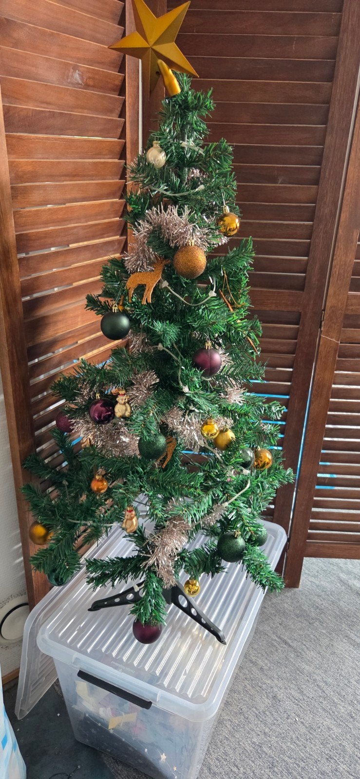 kerstboom kant en klaar met lichtjes., Diversen, Kerst, Ophalen