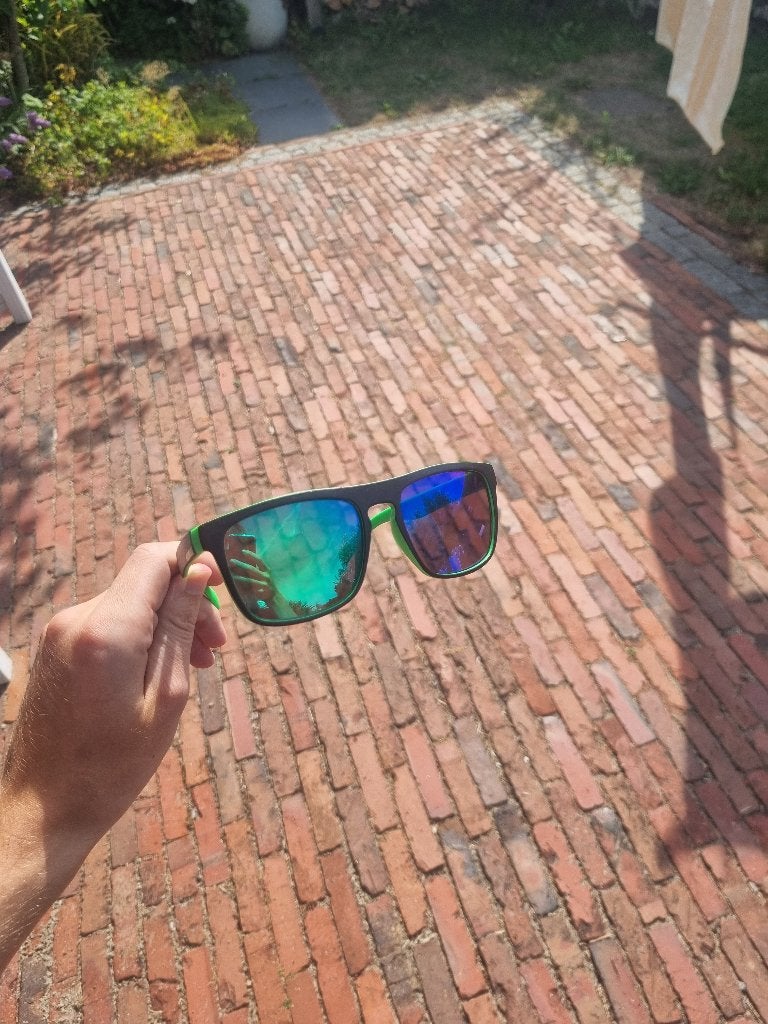 Ongebruikte Uv 400 cat3 unisex zonnebril, Overige merken, Zonnebril, Nieuw, Ophalen of Verzenden