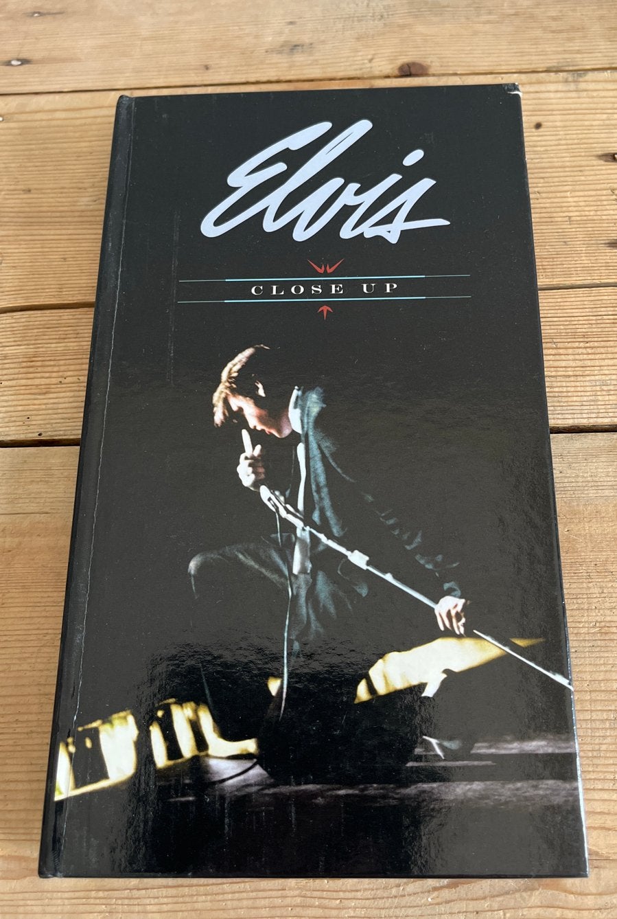 Elvis Close Up 4 CD Boxset - Onuitgebracht materiaal, Boxset, Met bonustracks, Pop, Ophalen of Verzenden
