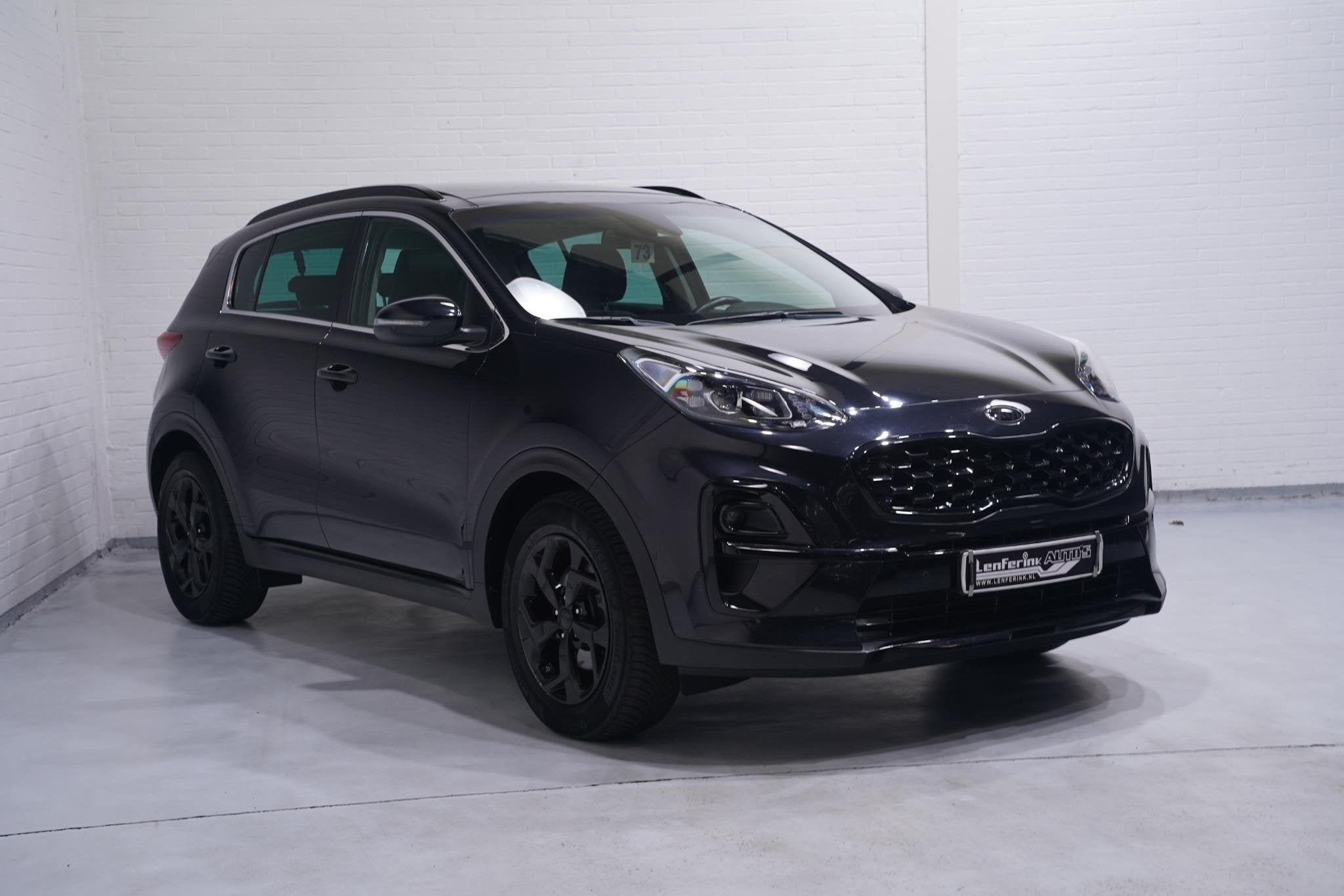 Foto 3 van Kia Sportage 1.6 T-GDI Black Edition 1e Eig. NAP Panodak Nav