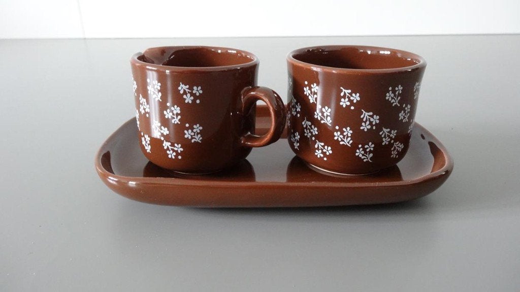 melk en suiker set stel bruin witte bloemetjes servies, Huis en Inrichting, Keuken | Servies, Zo goed als nieuw, Overige typen