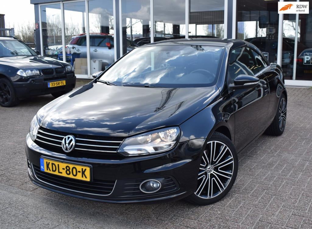 Volkswagen EOS 2.0 TSI Highline CABRIO DEALER ONDERHOUDEN |, Gebruikt, Zwart, 4 cilinders, 4 stoelen