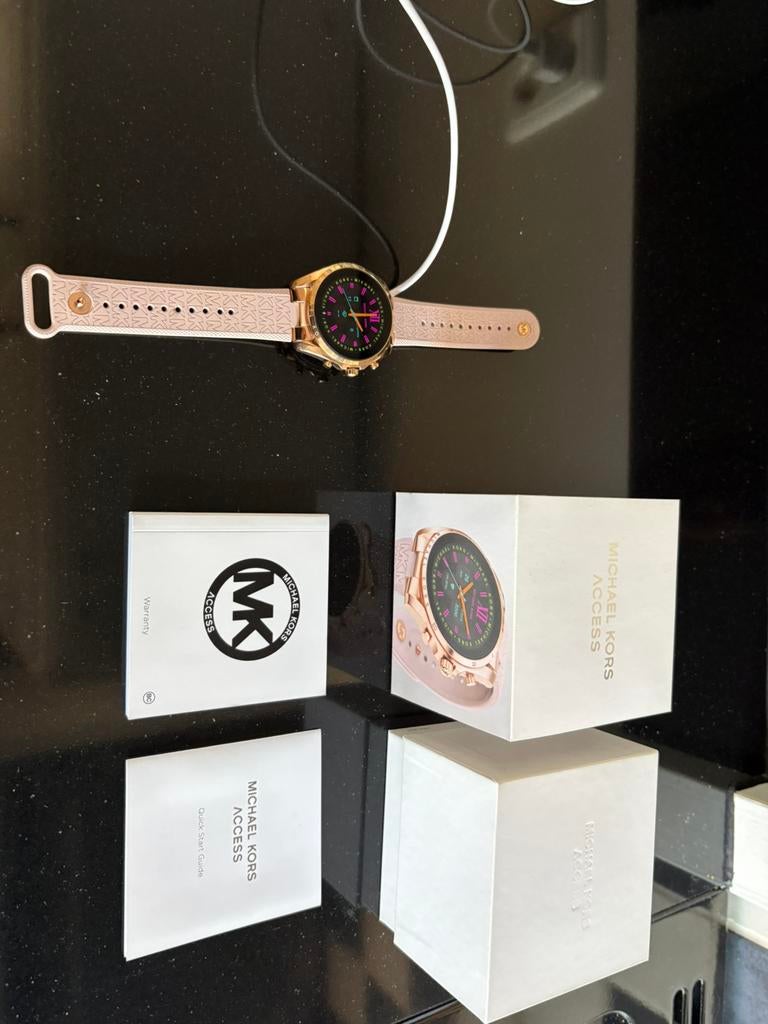 Michael Kors Gen 6 Bradshaw Pink Smartwatch MKT5150, Overige merken, Polshorloge, Kunststof, Ophalen of Verzenden