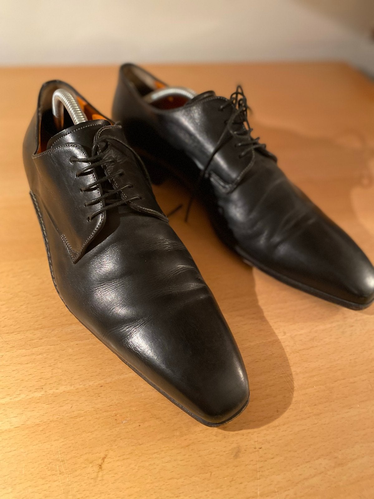 Santoni Zwarte Gladleren Schoenen - Italiaans Handwerk, Zwart, Ophalen of Verzenden, Zo goed als nieuw, Veterschoenen