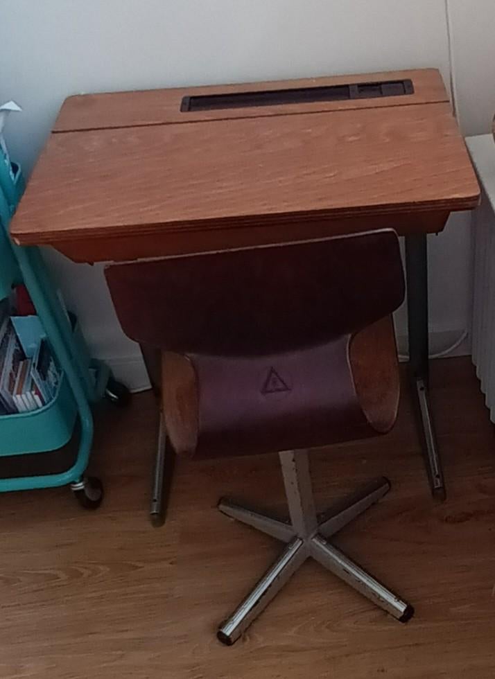 Vintage kinder bureau met stoeltje, Ophalen, Gebruikt, Tafel(s) en Stoel(en)