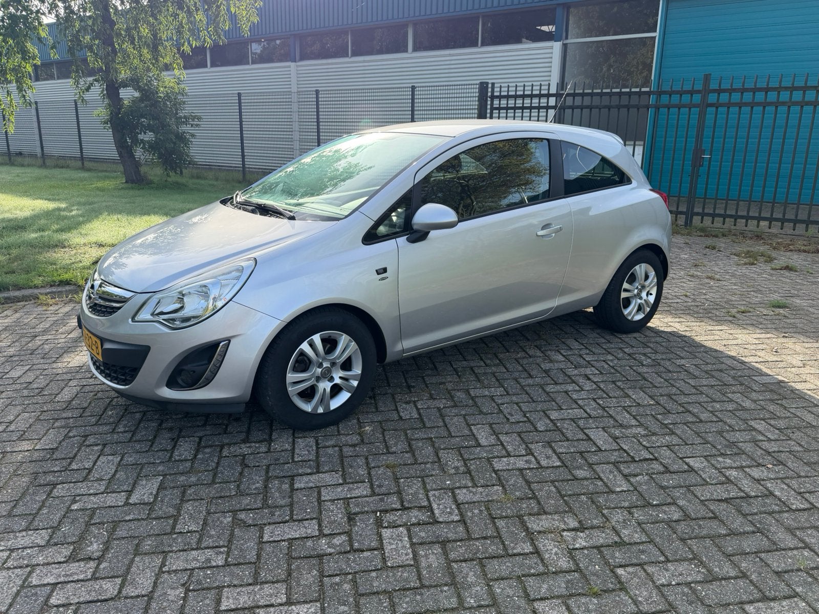 Opel corsa D ‘ACTIVE’ 3 drs. 2011, Auto's, Voorwielaandrijving, 4 cilinders, Bedrijf, Handgeschakeld