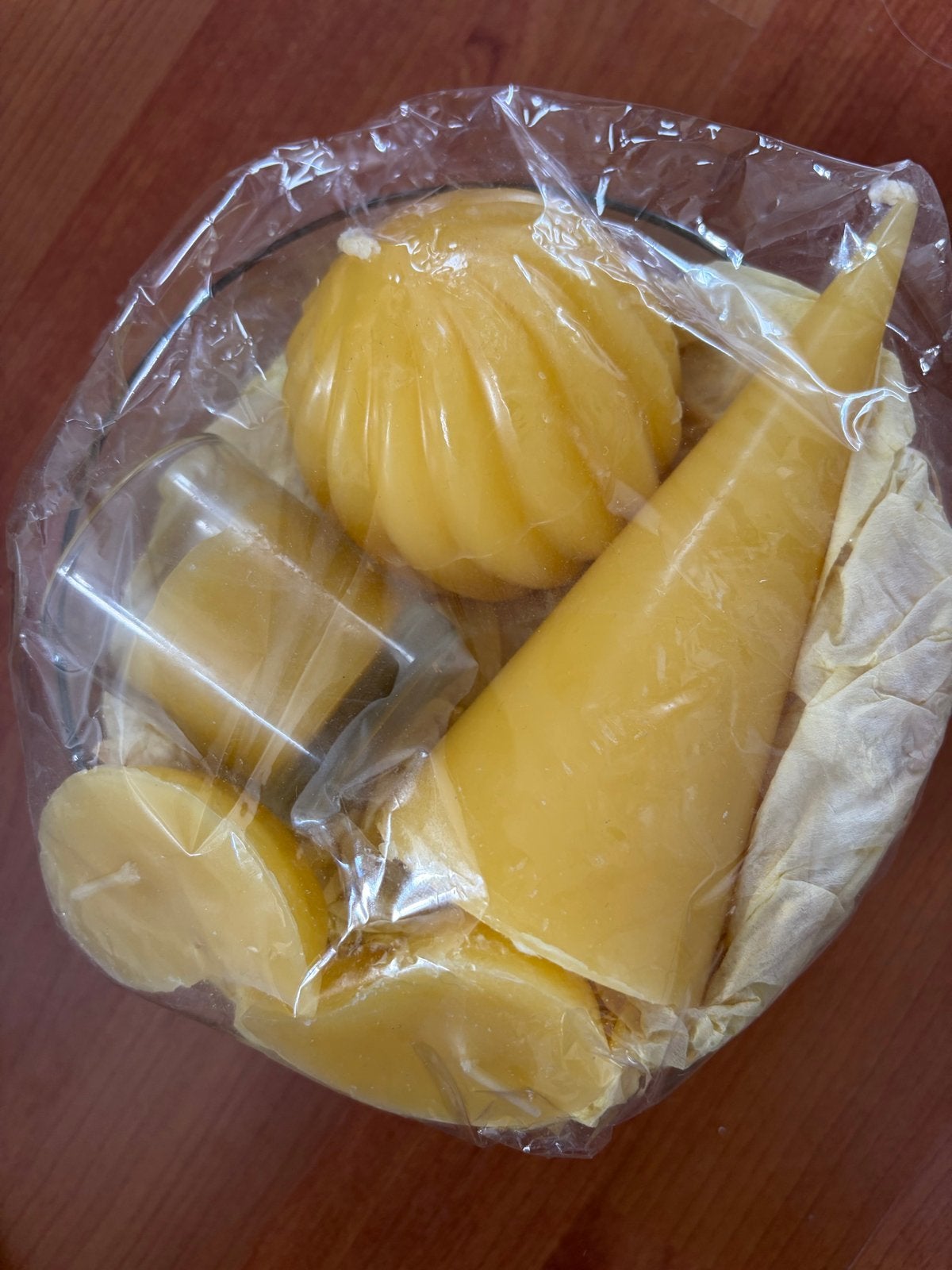 Cadeauset Gele Handgegoten Kaarsen in Glazen Schaal, Overige materialen, Overige kleuren, Nieuw, Ophalen of Verzenden