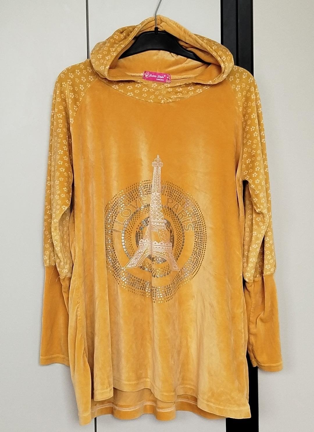 Gele hoodie met Eiffeltoren opdruk, Kleding | Dames, Geel, Maat 42/44 (L), Ophalen of Verzenden, Onbekend