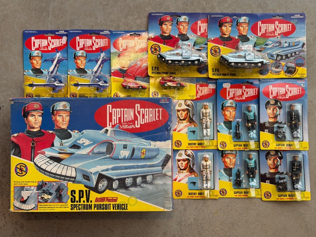 NIEUW 13x Vintage Captain Scarlet Car Figuur Blister Doos, Ophalen, Nieuw
