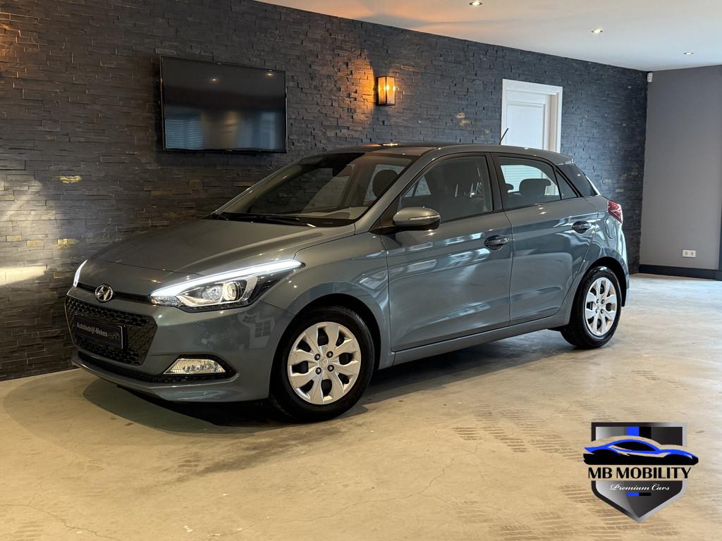 Hyundai i20 1.2 benzine Bj: 2016 / 15.750 KM (bj 2016), Auto's, 83 pk, Gebruikt, Euro 6, 4 cilinders