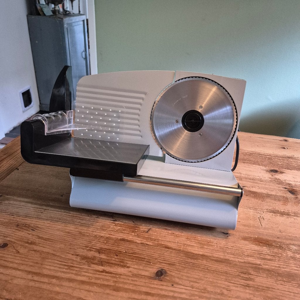 Snijmachine voor vleeswaren en brood, Ophalen, Zo goed als nieuw, Metaal, Snijmachine