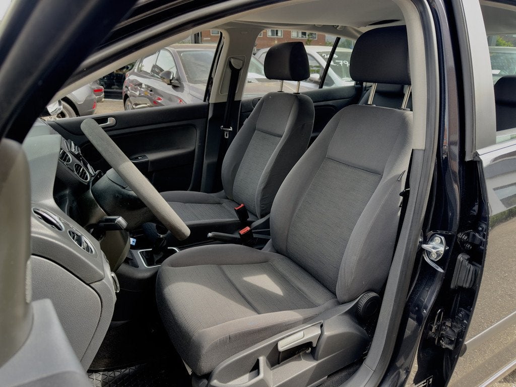 Volkswagen Golf Plus 1.6 FSI COMFORTLINE. 5DRS AIRCO NETTE S, Metallic lak, Gebruikt, 4 cilinders, 116 pk