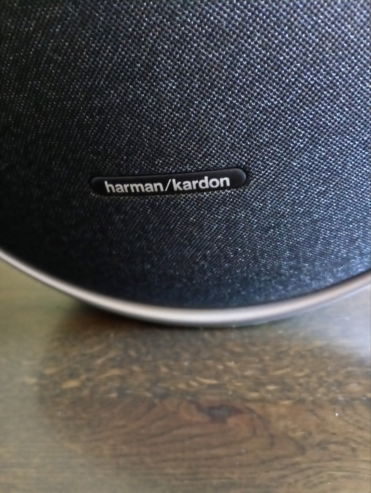 Harman kardon Onyx Studio 9 bluetooth speaker