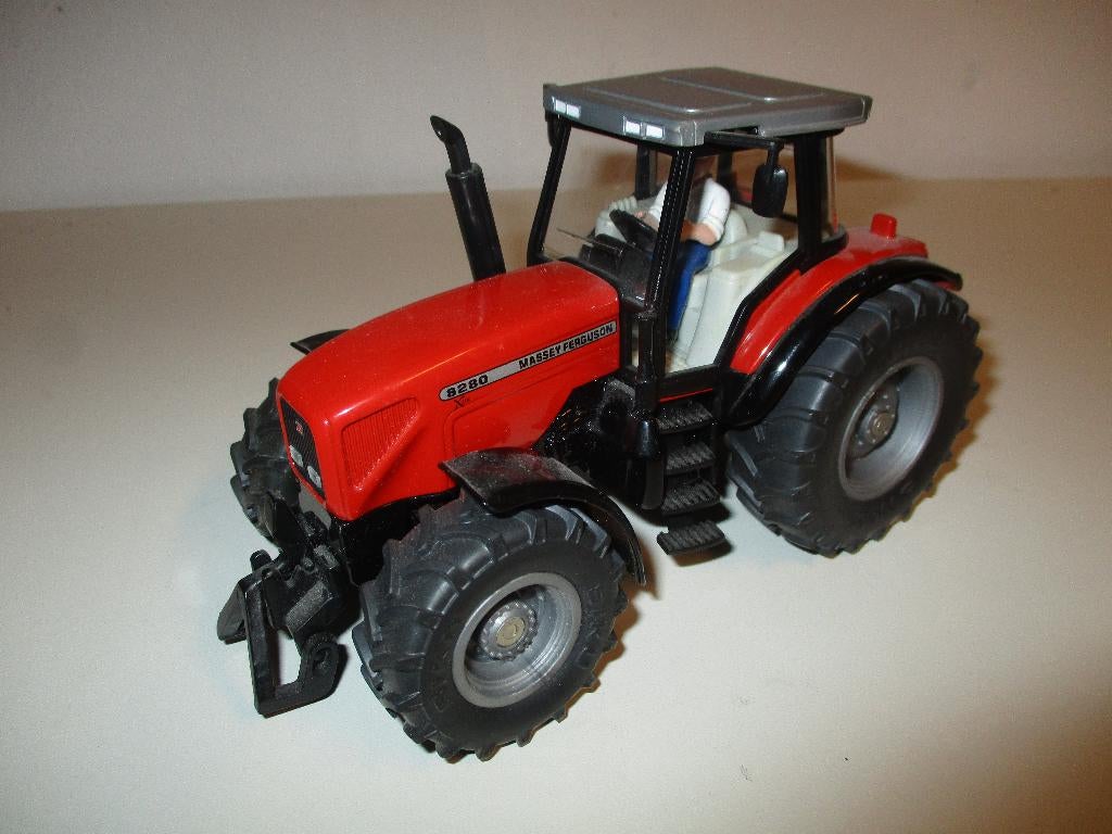Siku Massey Ferguson 8280, Ophalen of Verzenden, Gebruikt, Tractor of Landbouw, SIKU