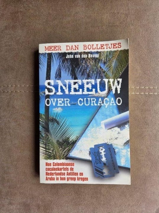 Sneeuw over Curaçao (True Crime) door John van den Heuvel, Gelezen, John van den Heuvel, Overige, Ophalen of Verzenden