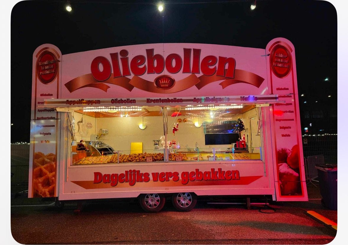 Oliebollenwagen met oven en hydraulische klep, Zakelijke goederen, Partijgoederen en Retail | Verkoopwagens, Verzenden