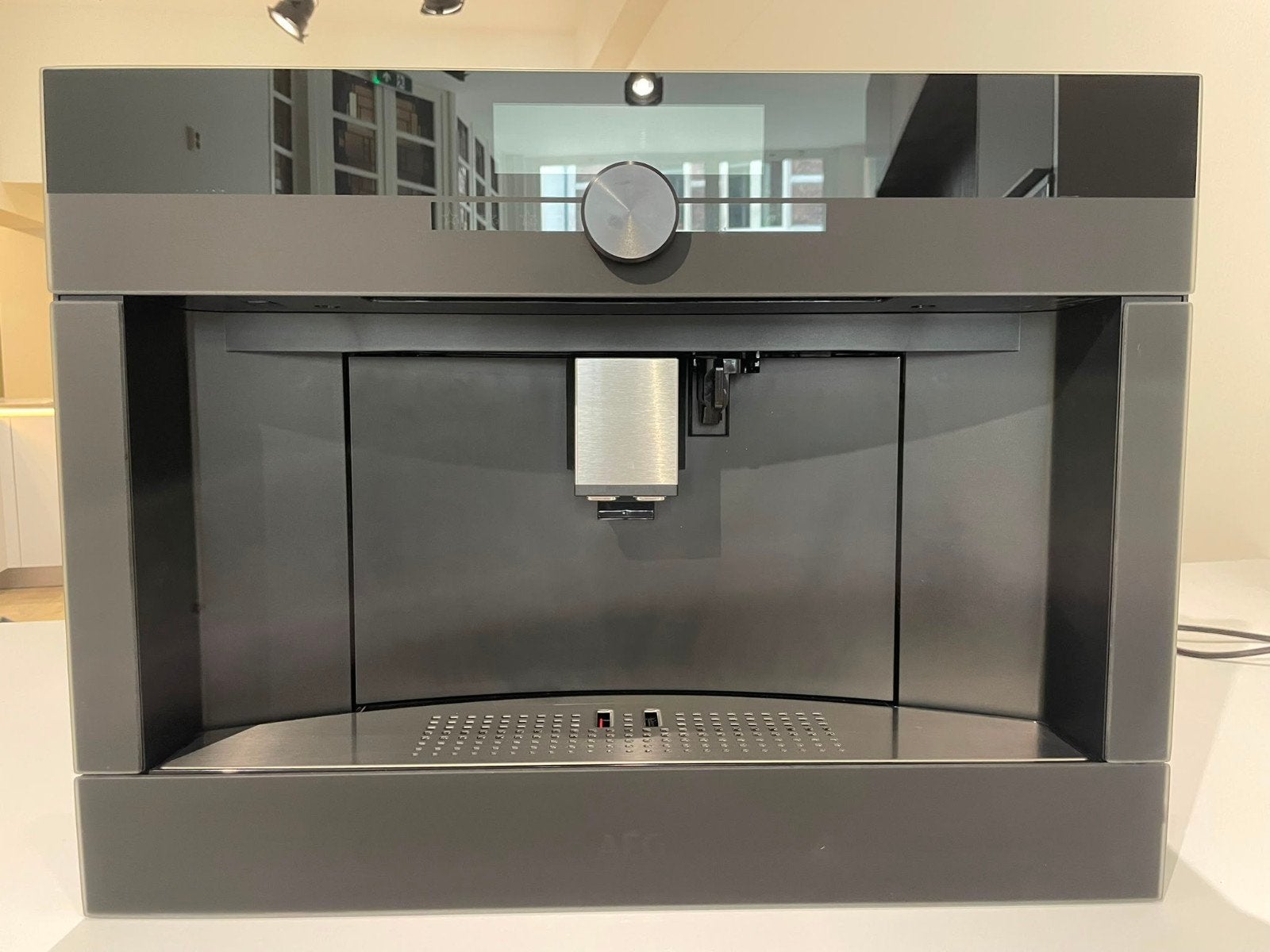 AEG Inbouw Koffiemachine -  nieuw, Witgoed en Apparatuur, Koffiezetapparaten, Ophalen, Afneembaar waterreservoir, Zo goed als nieuw