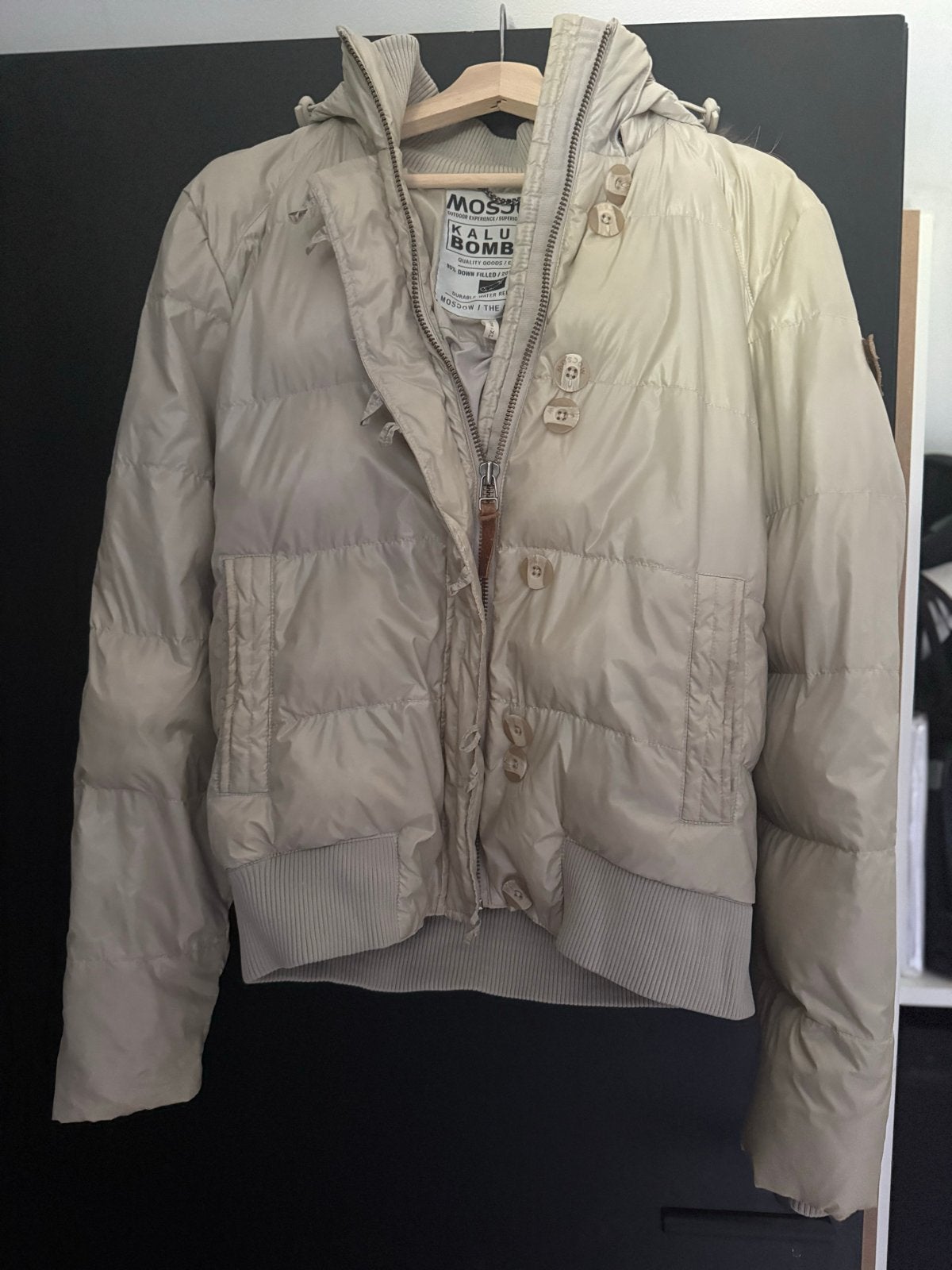 Moscow jas maat XL, Kleding | Dames, Ophalen of Verzenden, Zo goed als nieuw, Maat 46/48 (XL) of groter, Beige