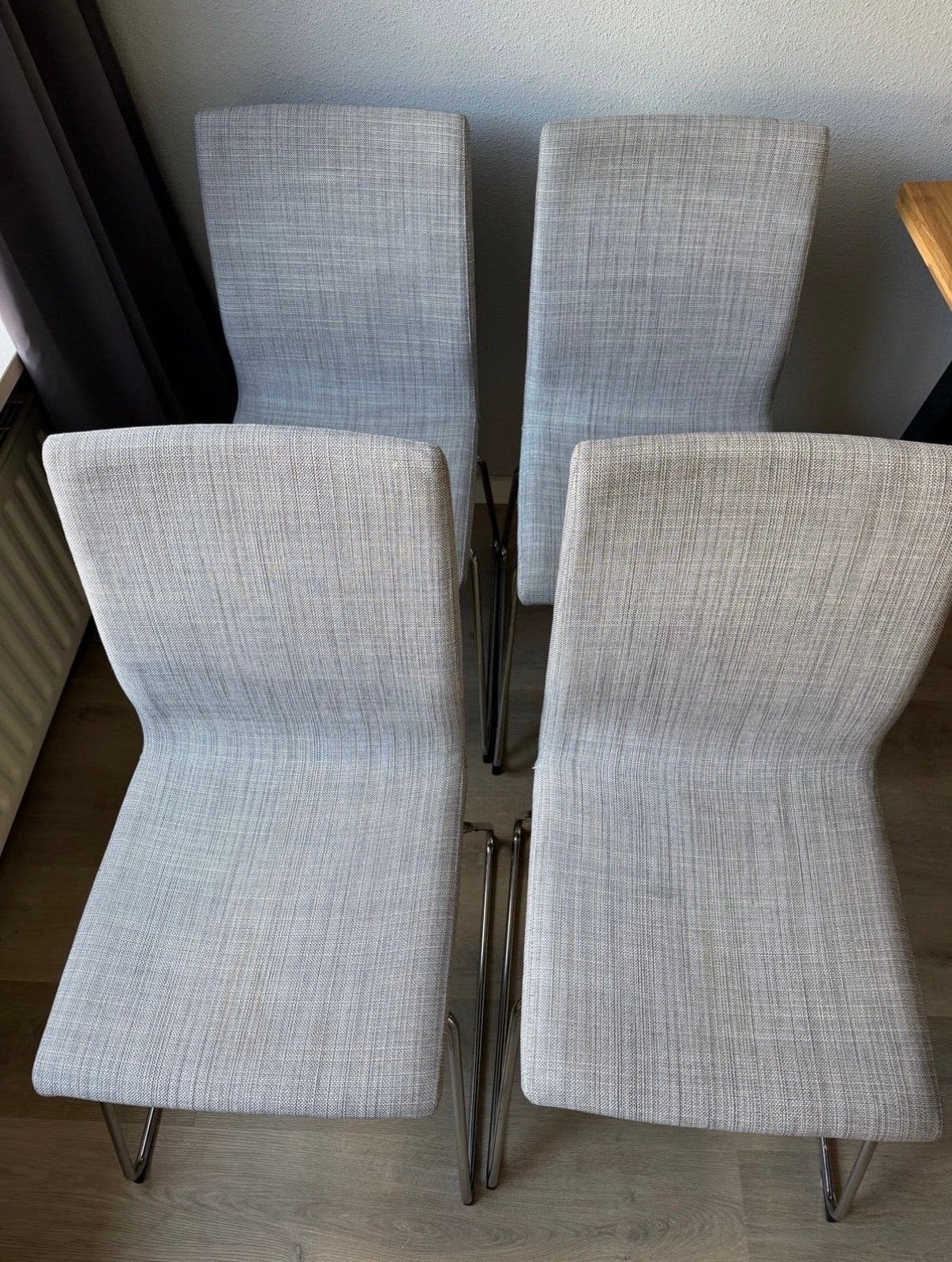 IKEA VOLFGANG Stoelen - Grijs met Chroom Onderstel (4 stuks), Huis en Inrichting, Ophalen, Zo goed als nieuw, Metaal, Grijs