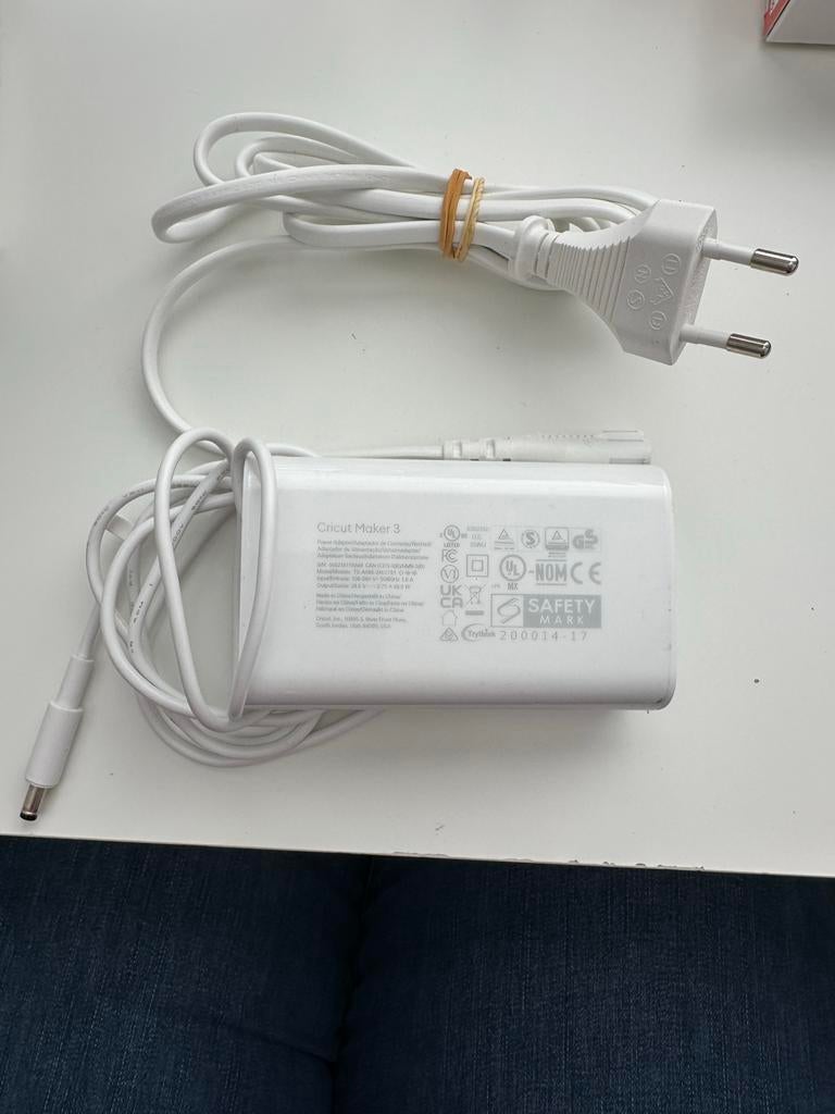 Cricut Maker 3 Voedingsadapter/Stroomkabel, Overige thema's, Gereedschap of Toebehoren, Nieuw, Ophalen of Verzenden