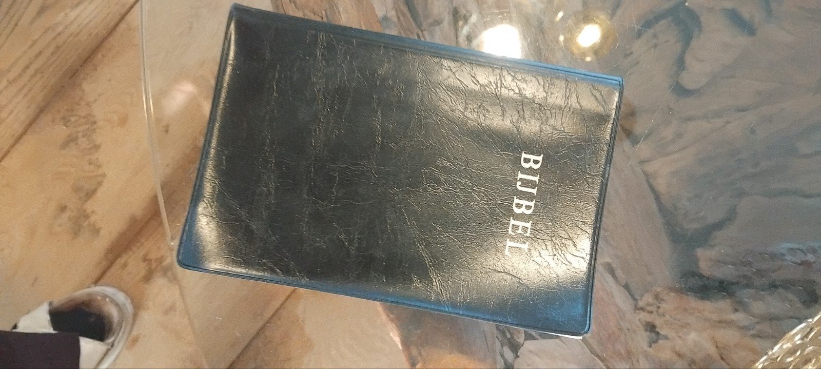 Bijbel - Oude en Nieuwe Testament (Editie 1977), Ophalen of Verzenden, Gelezen, Diverse auteurs, Christendom | Protestants