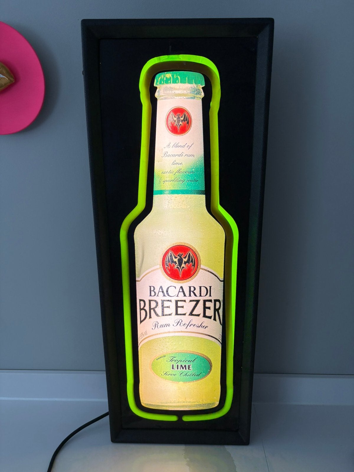 Bacardi breezer lichtbak / reclamelamp, Verzenden, Zo goed als nieuw, Lichtbak of (neon) lamp