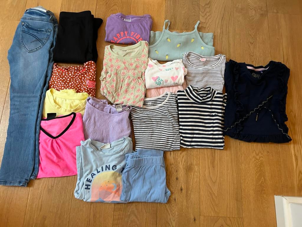 Pakketje meisjeskleding verzenden nu maar voor €3,99, Ophalen of Verzenden, Zo goed als nieuw, Maat 128