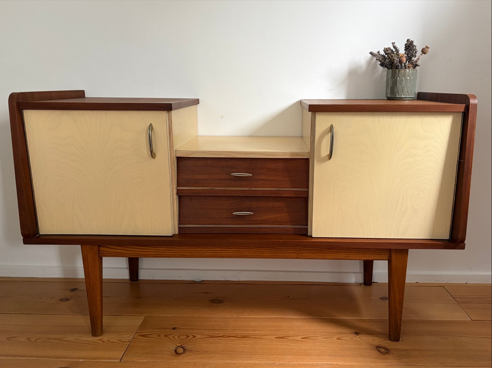Vintage Dressoir | Kaptafel | TV Meubel, Antiek en Kunst, Antiek | Meubels | Kasten, Ophalen