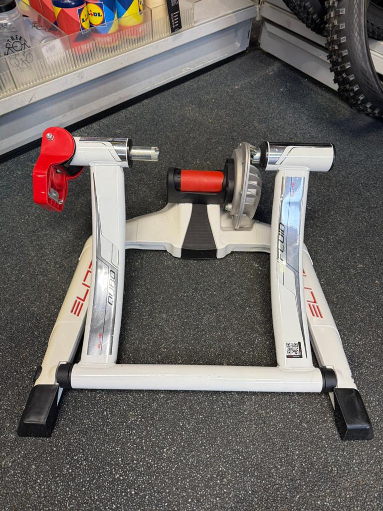 Elite Qubo Fluid fietstrainer voor Zwift – zeer nette staat, Ophalen of Verzenden, Racefiets