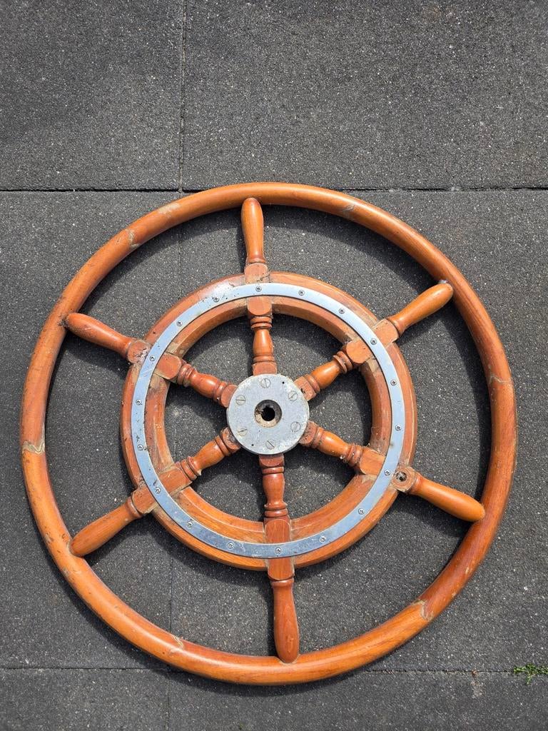Stuurwiel, Ophalen, Gebruikt, Zeilboot of Motorboot