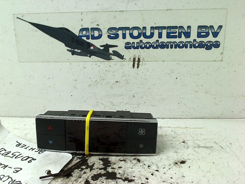 Bedieningspaneel Climate Control E (W212) 2014, Gebruikt, Mercedes-Benz AG, Mercedes-Benz, Mercedesstraße 120, Stuttgart 70372, , Duitsland