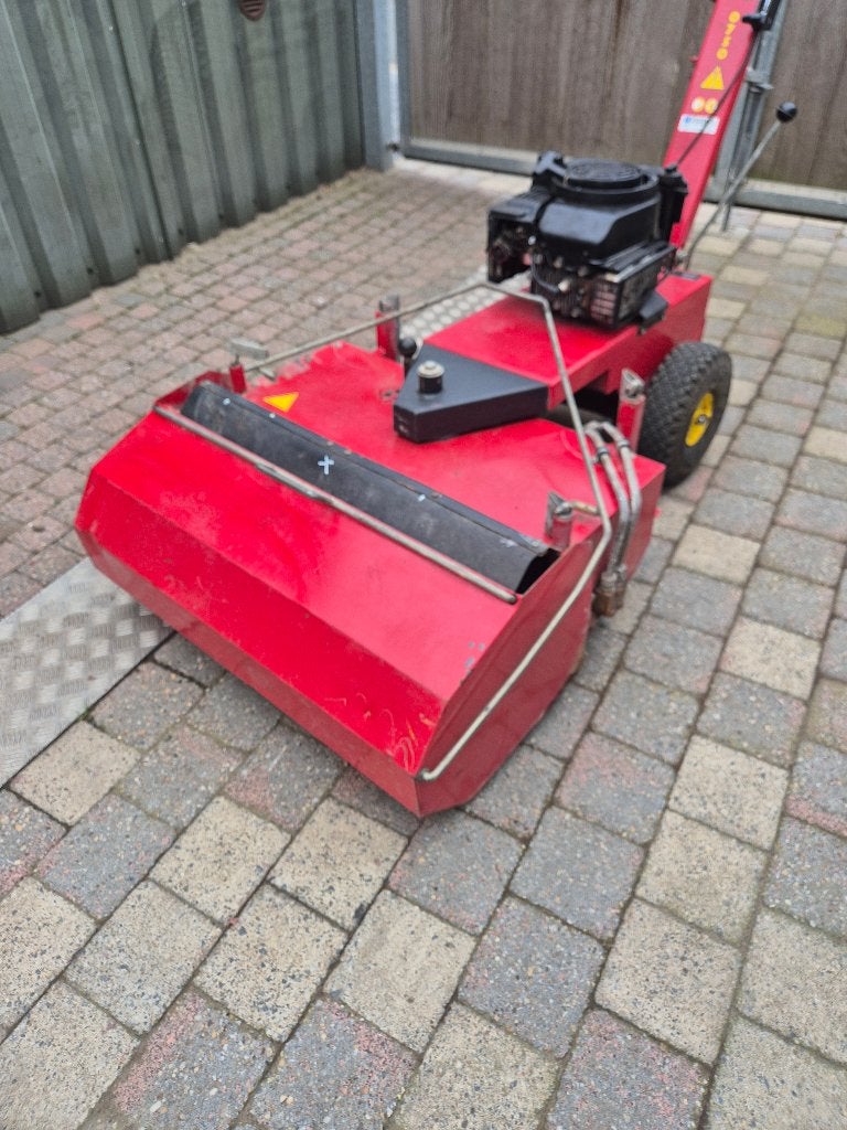 Veegmachine Sweep gs-0750 hydraulische borstelaandrijving, Ophalen, Gebruikt