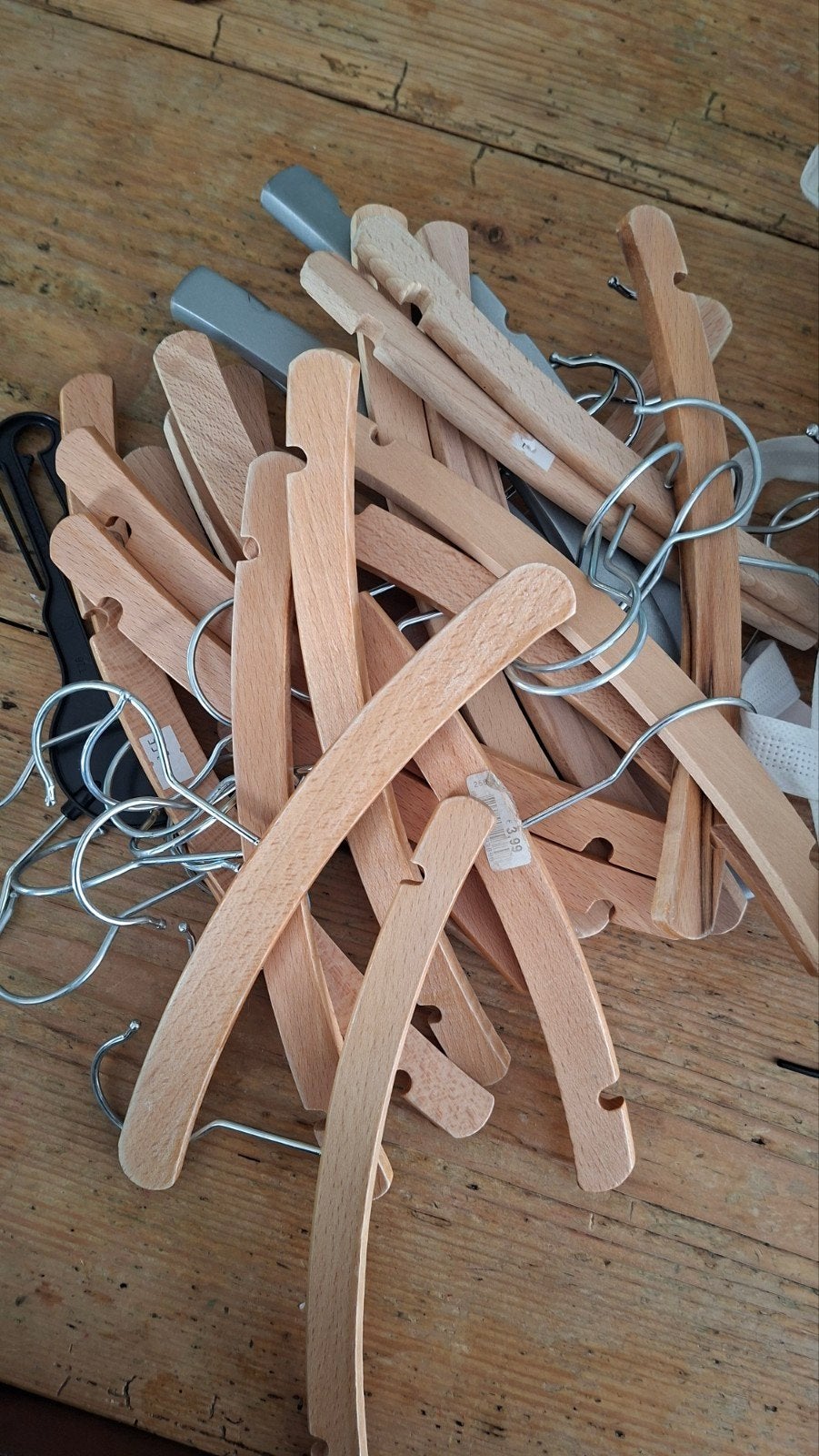 Houten kinder baby kledinghangers, Ophalen of Verzenden, Gebruikt, Hout, Volwassenen