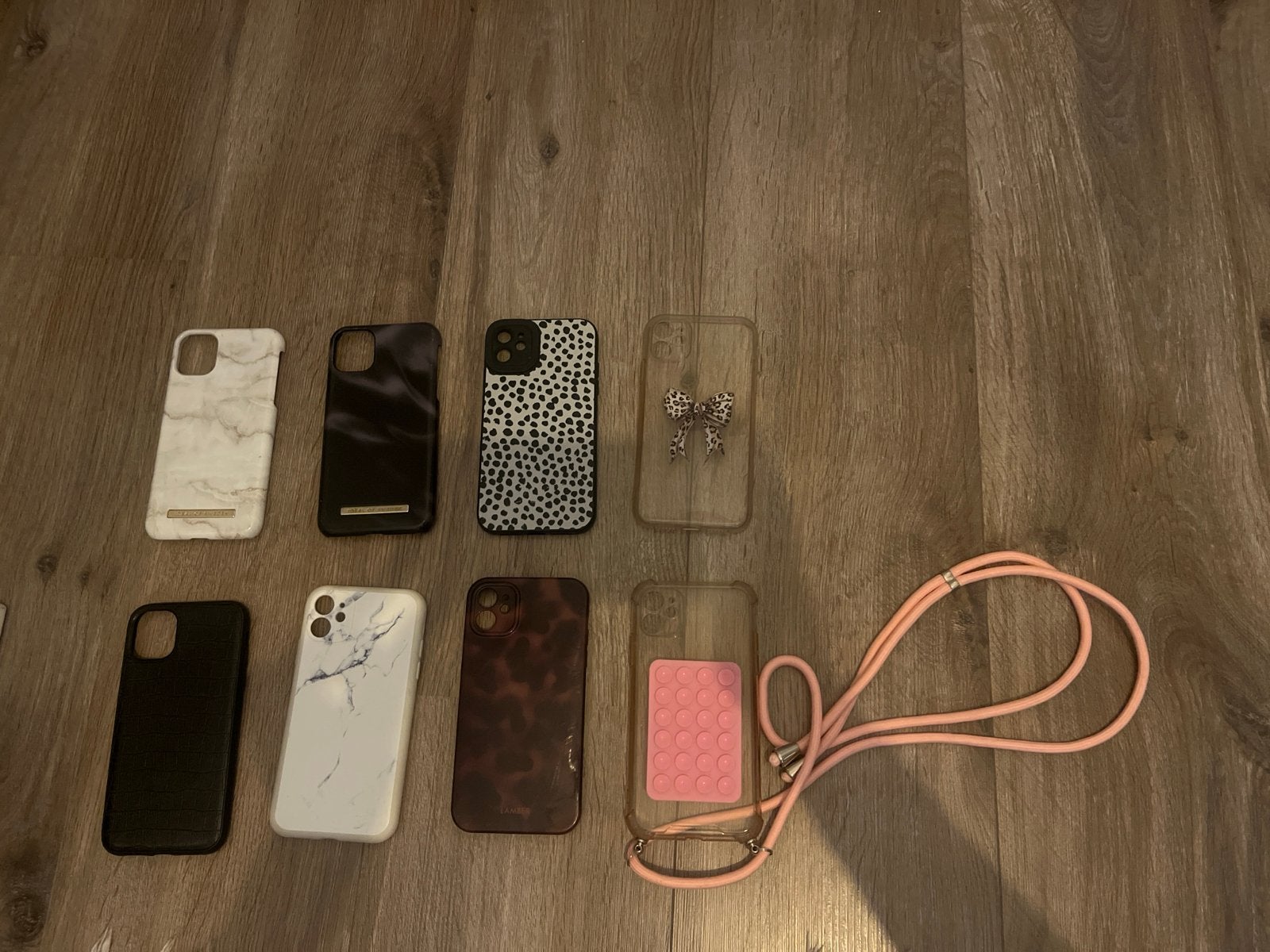 Telefoonhoesjes iPhone 11 - 2x Ideal of Sweden ook per stuk!, IPhone 11, Ophalen of Verzenden, Zo goed als nieuw, Ideal of Sweden