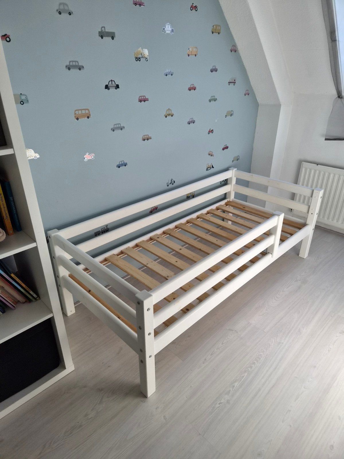 Wit peuterbed met lattenbodem, Ophalen, Gebruikt, 140 tot 160 cm, 70 tot 85 cm