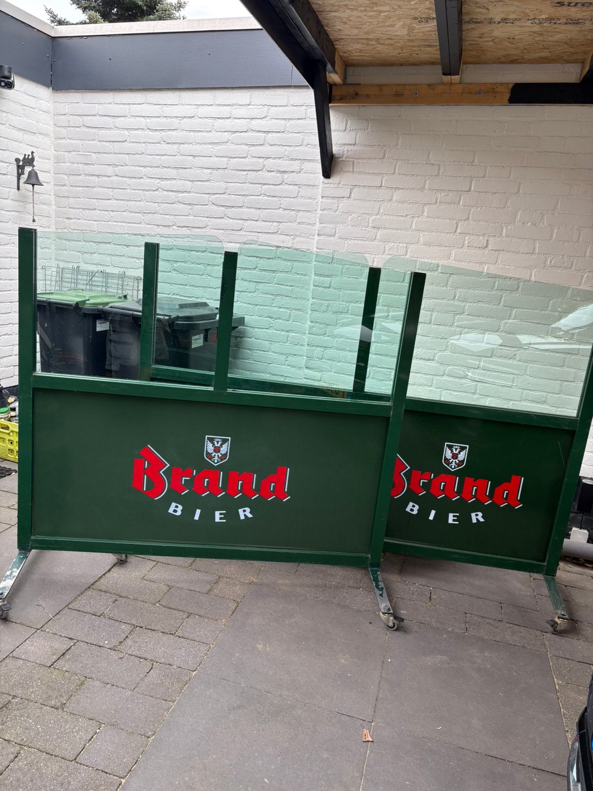 2 windschermen BRAND bier, Ophalen, Gebruikt, 100 tot 150 cm, 150 tot 200 cm