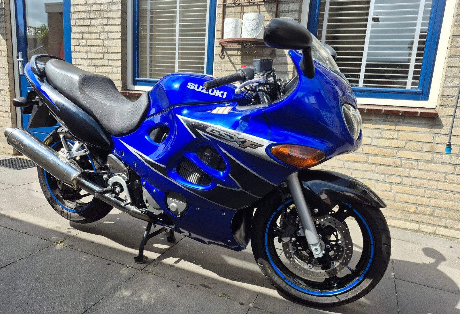 Suzuki GSXF 600 - Goed onderhouden en fijne motor!, Motoren, Motoren | Suzuki, Particulier, Sport, meer dan 35 kW, 4 cilinders