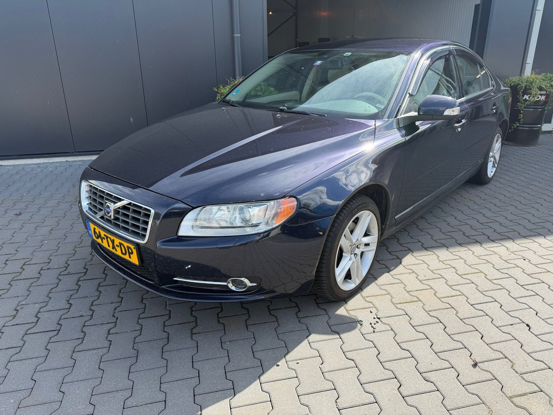 Volvo S80 2.4 D5 Momentum, Auto's, Volvo, Gebruikt, Beige, 2000 kg, Blauw