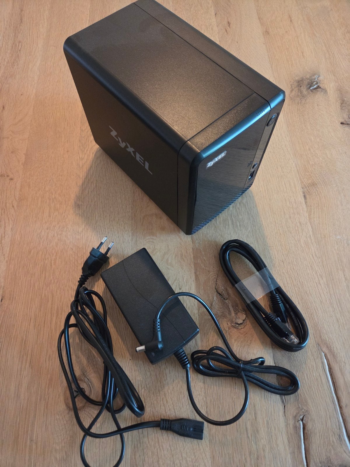 Zyxel NSA325 v2 NAS Server, Computers en Software, NAS, Ophalen of Verzenden, Zo goed als nieuw