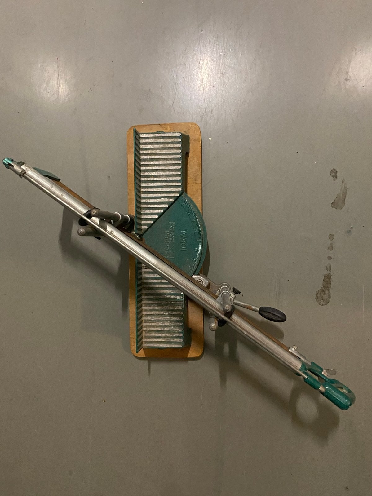 Kupper Ideal verstekzaag - Made in Germany, Ophalen of Verzenden, Gebruikt, Afkortzaag