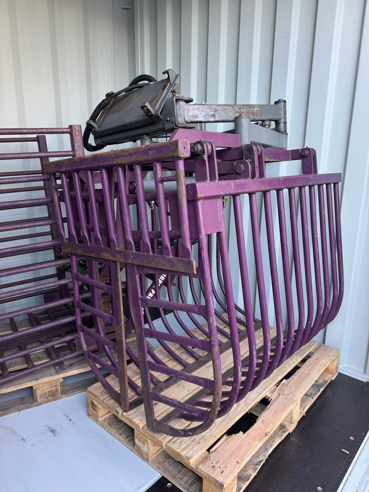 Purple Packer mestklem, Ophalen