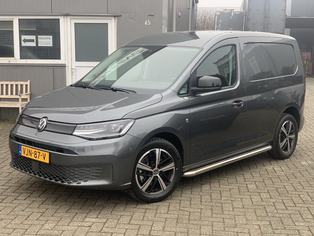 VW Caddy MK5 Sidebars met rvs trede