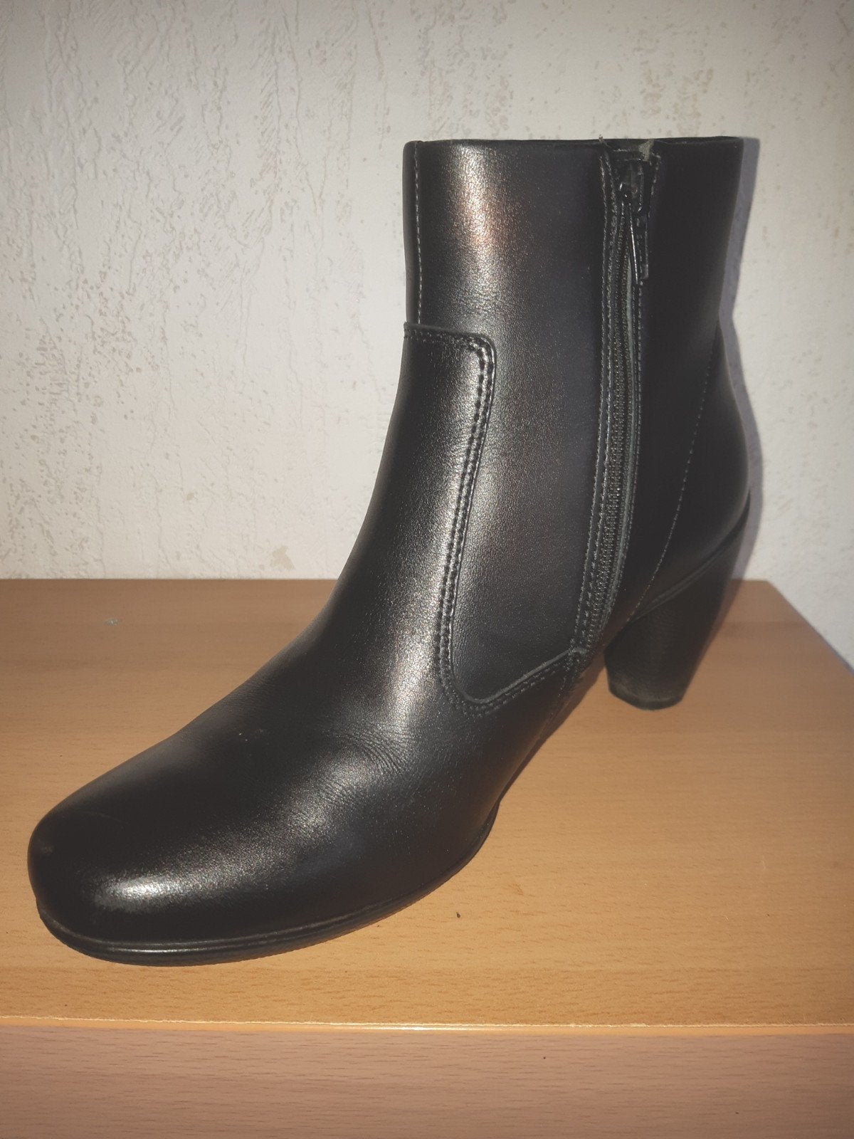 ECCO leren enkellaarsjes. NIEUWSTAAT. Maat 36., Kleding | Dames, Schoenen, Ecco, Zwart, Lage of Enkellaarzen, Ophalen of Verzenden